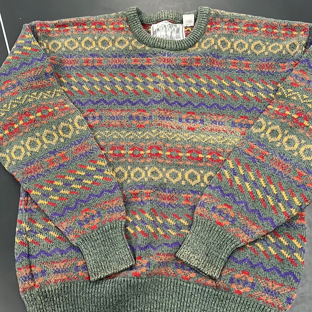 COPY - Clairborne Men’s Medium vintage sweater